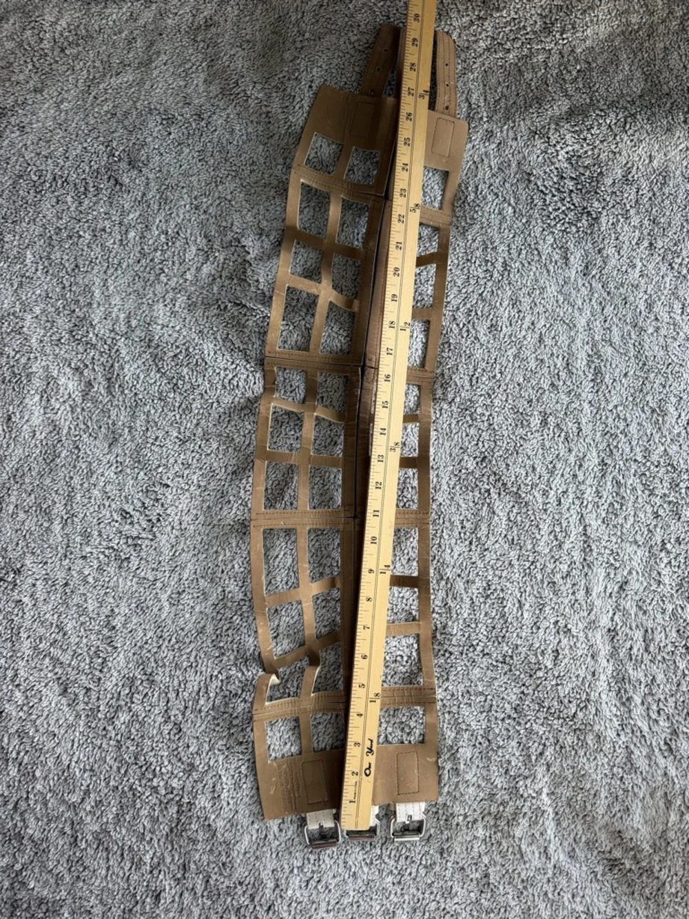 BCBG Vintage White Cutout Triple-Buckle Waist Corset Belt